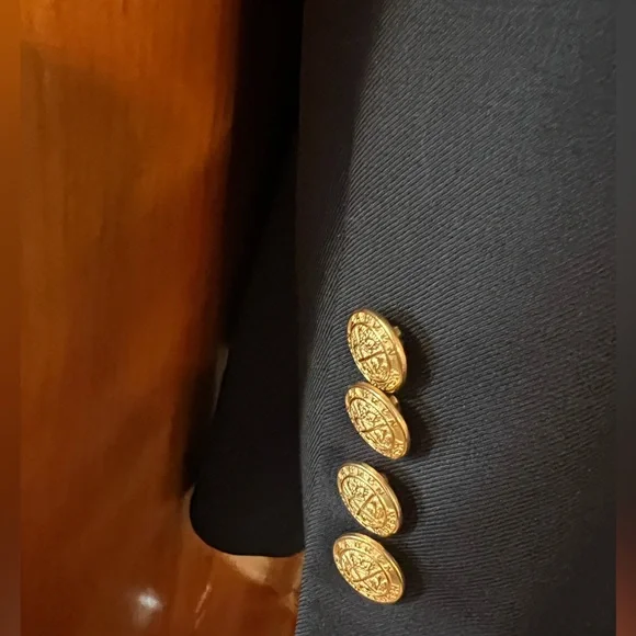 Ralph Lauren Navy Blue blazer w gold buttons 100% wool 42R worn once - Picture 4 of 16